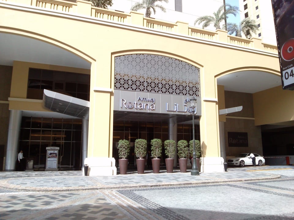 Hotel eingang Amwaj Rotana Jumeirah Beach Residence