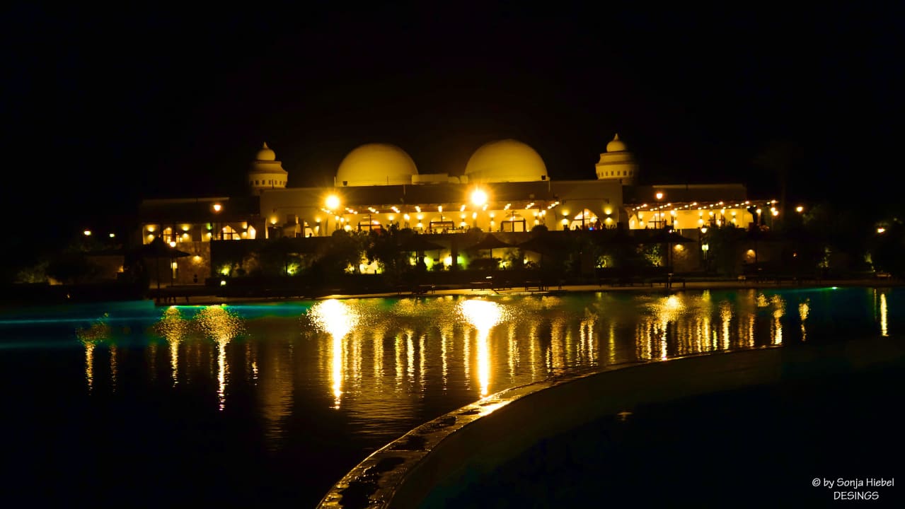 Bei Nacht Hotel Gorgonia Beach Resort