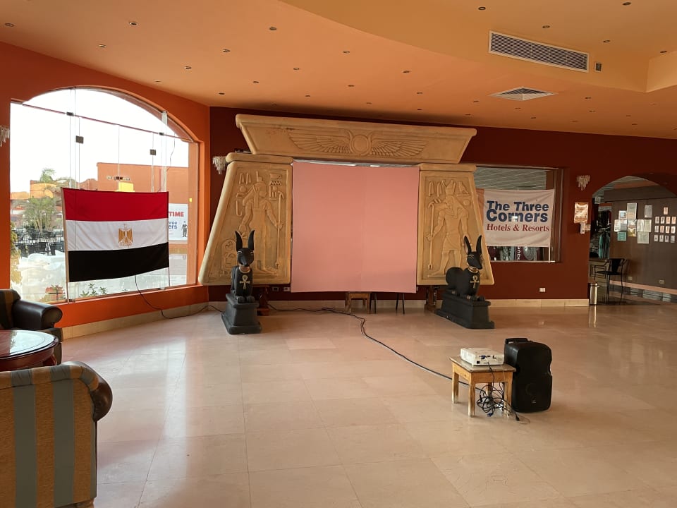 Lobby Three Corners Happy Life Beach Resort