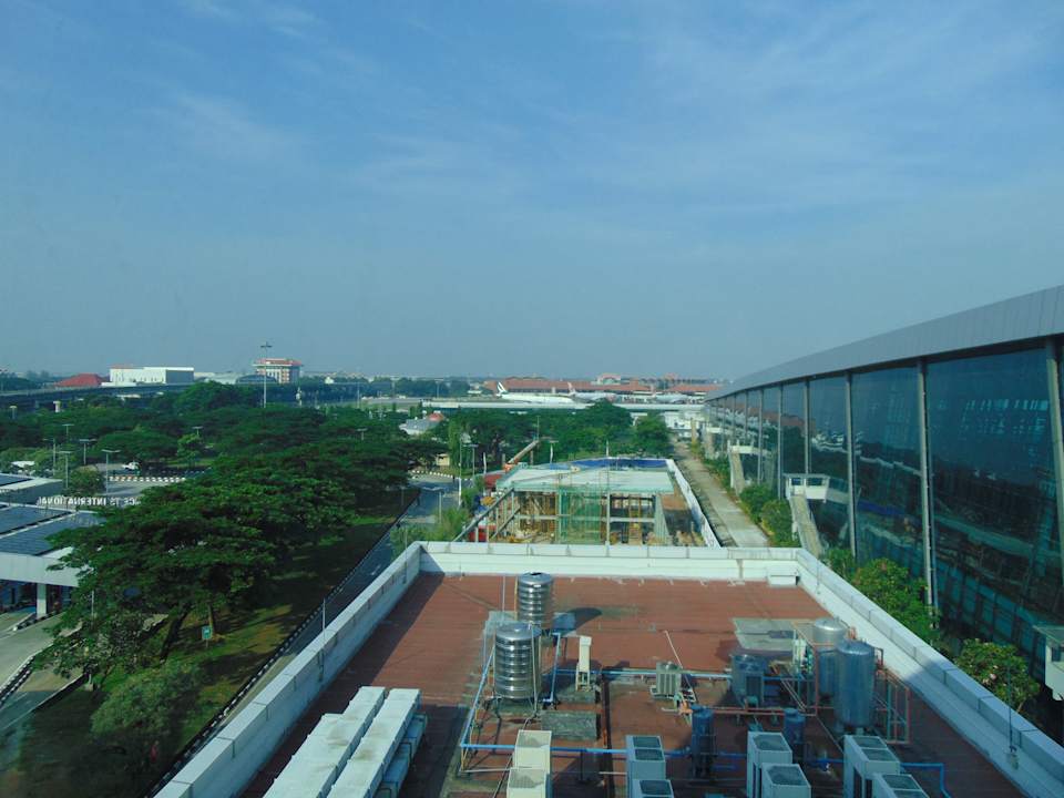 Ausblick Anara Airport Hotel