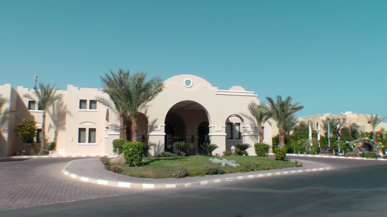 Hoteleingang Hotel JAZ Makadi Star & Spa