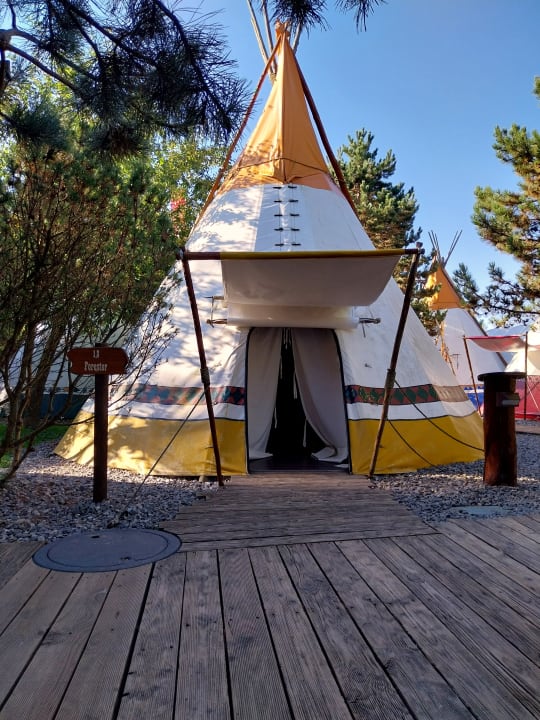 Außenansicht Tipi Town Europa-Park
