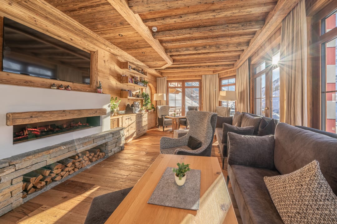 Lobby Burghotel Alpenglühn