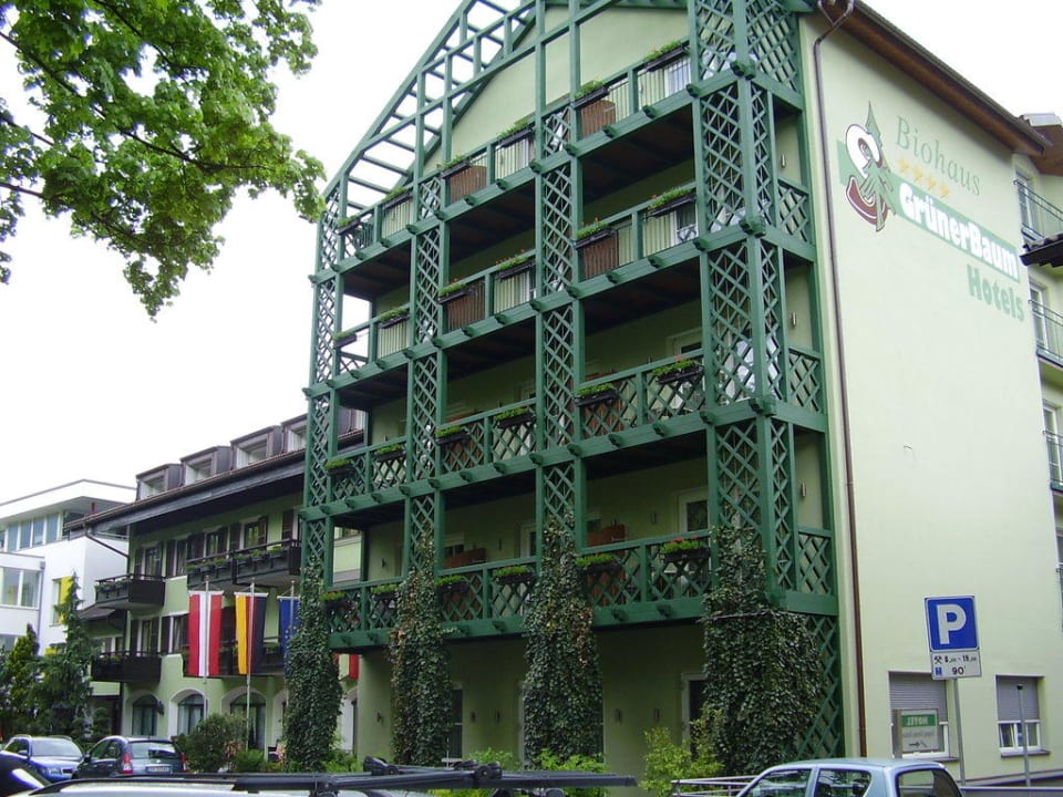 Aus Richtung Eisack Grüner Baum Hotels