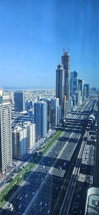 Zimmer Rose Rayhaan by Rotana