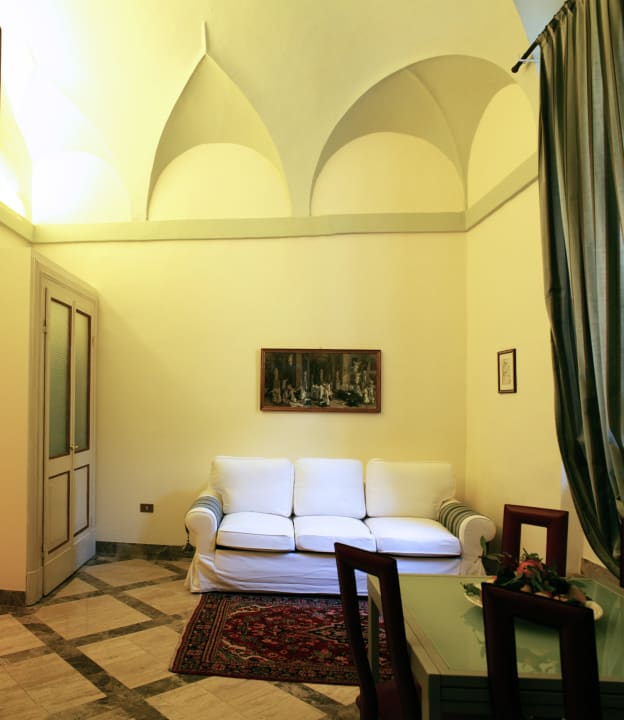 Soggiorno1 Palazzo Rotati Apartments