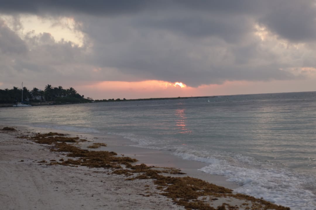 Strand Akumal Bay Beach & Wellness Resort
