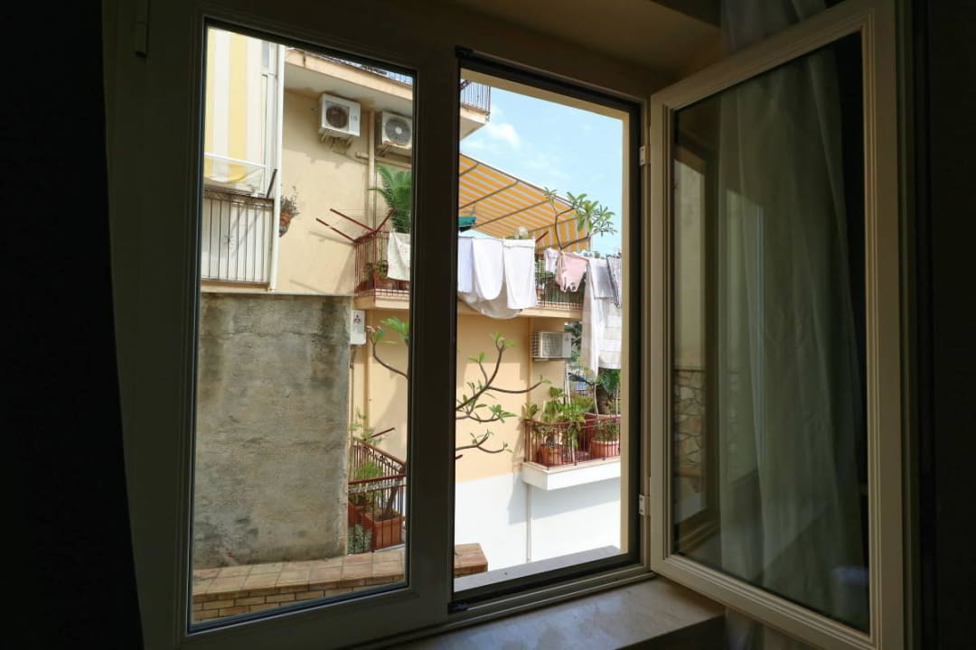 Blick aus dem Fenster Hotel Corallo