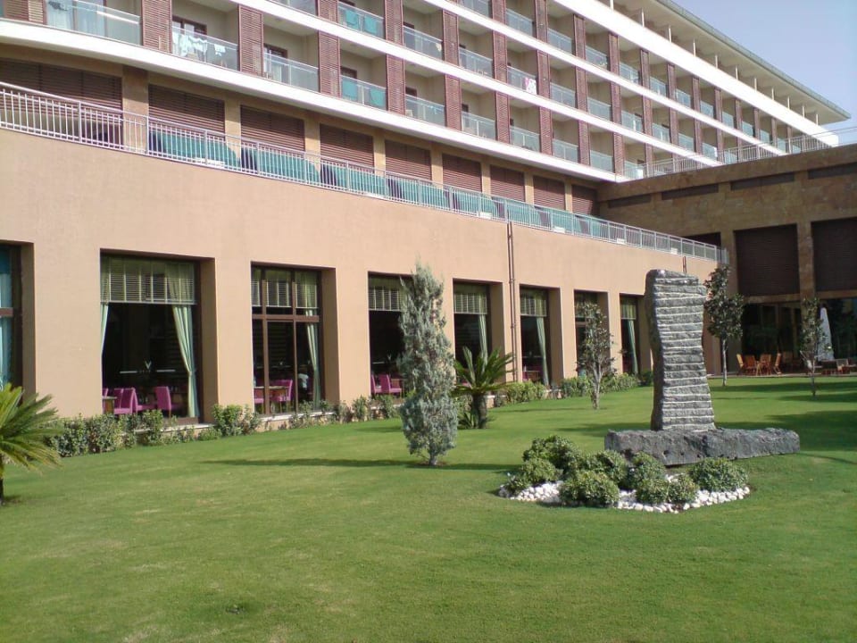 Hauptgebäude und Grünanalgen Voyage Belek Golf & Spa