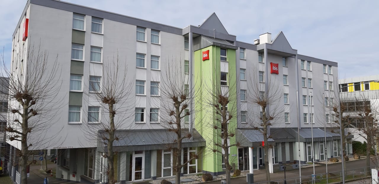 Außenansicht ibis Hotel Frankfurt Messe West