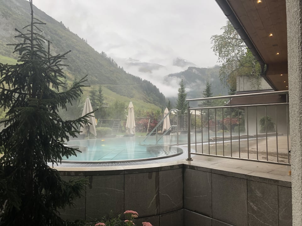 Pool Hotel Alpenhof