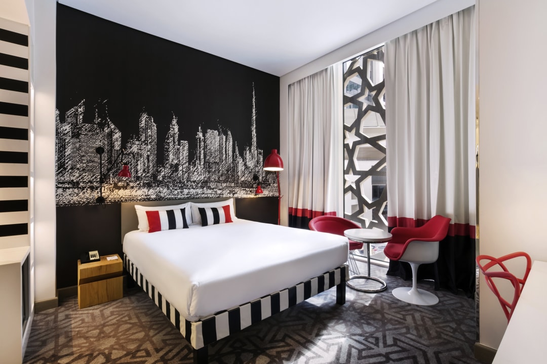 Zimmer ibis Styles Dubai Airport