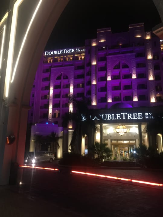 Außenansicht DoubleTree by Hilton Resort & Spa Marjan Island