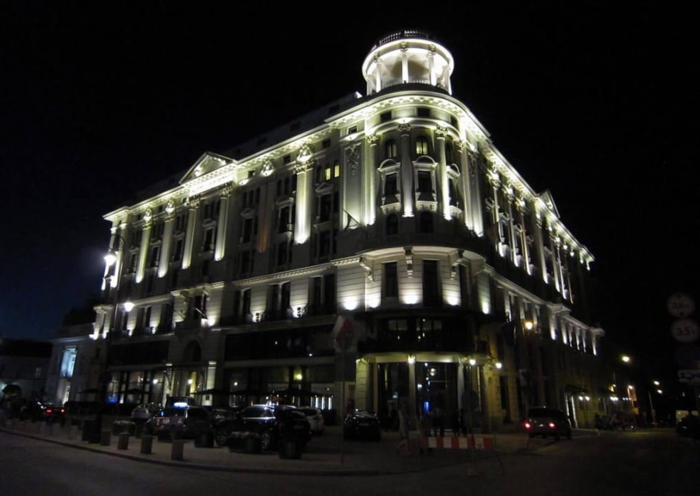 Night view Hotel Bristol, A Luxury Collection Hotel