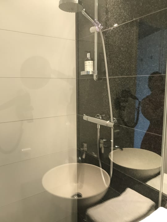 Zimmer Motel One Magdeburg