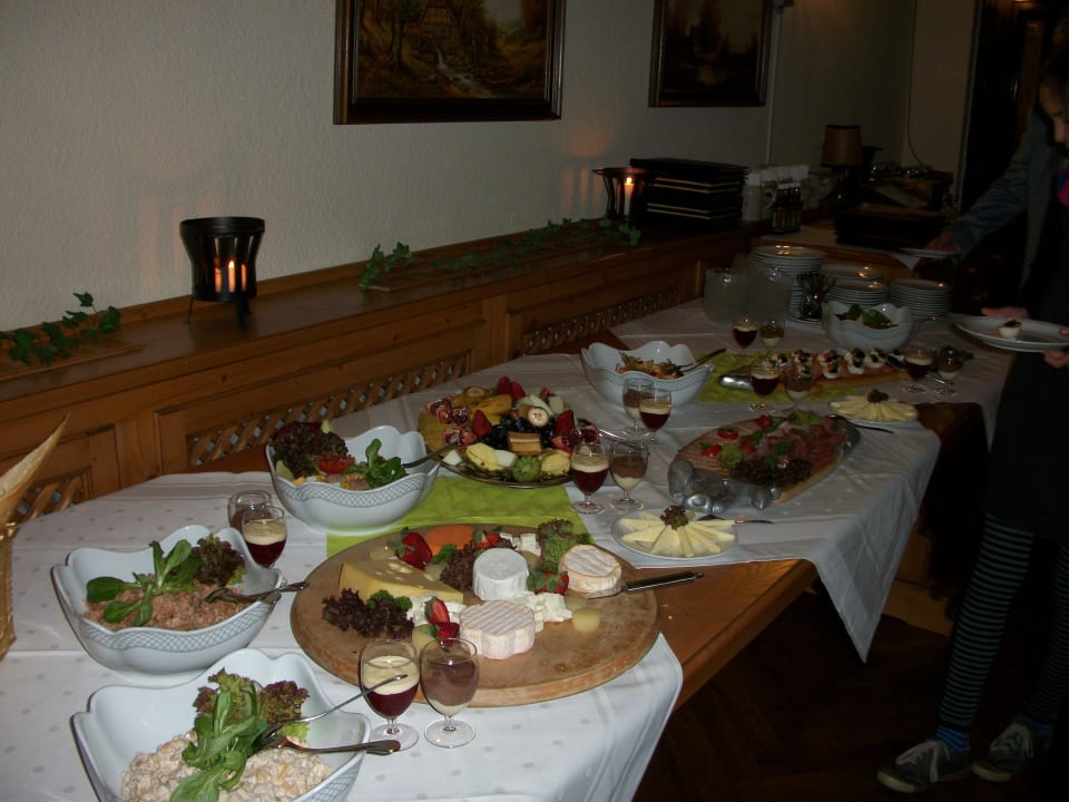 Kaltes Büffet. Landgasthof Voigtlaide