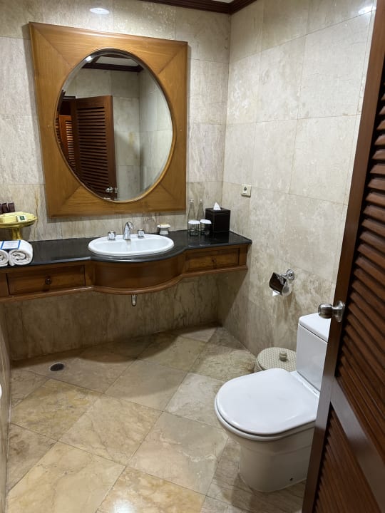 Zimmer Puri Santrian