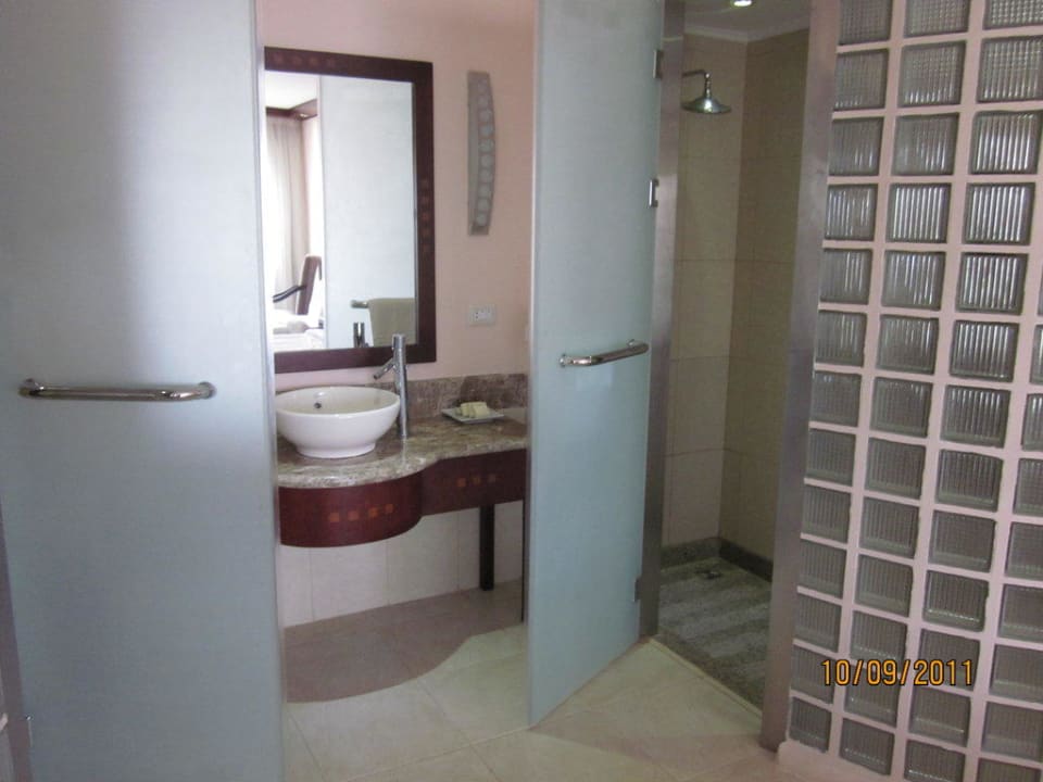 Superior 6 Shams Prestige Abu Soma-Adults Only