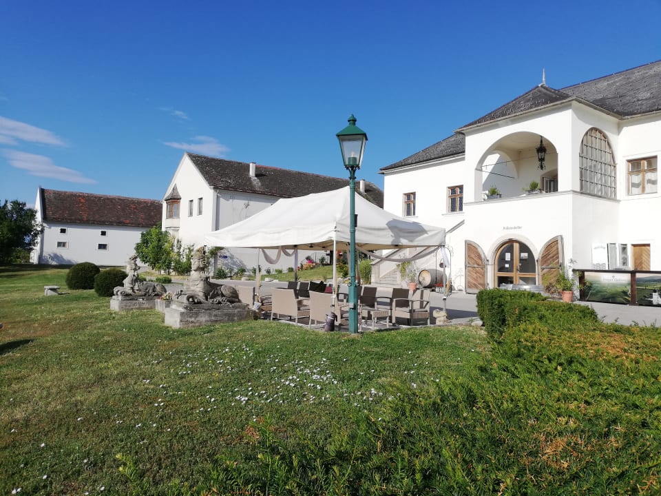 Außenansicht Pension Freigut Thallern