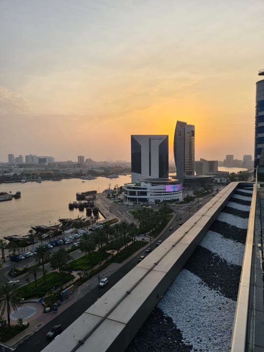 Ausblick Al Bandar Rotana - Creek