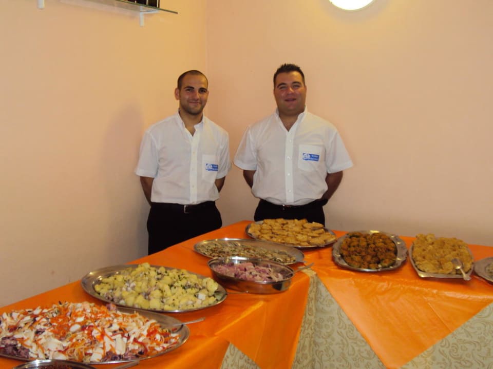 Eros und Antonio bieten an Villaggio Baia d'Ercole