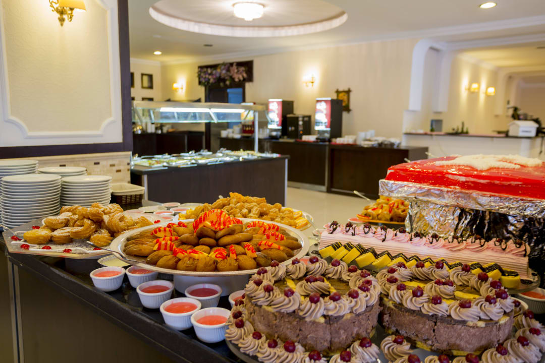 Enjoy your meal Clover Magic Park Beach Alanya