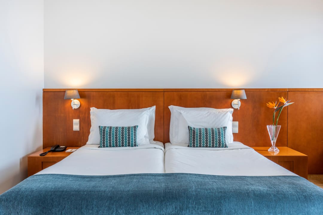 Zimmer Paul do Mar Sea View Hotel