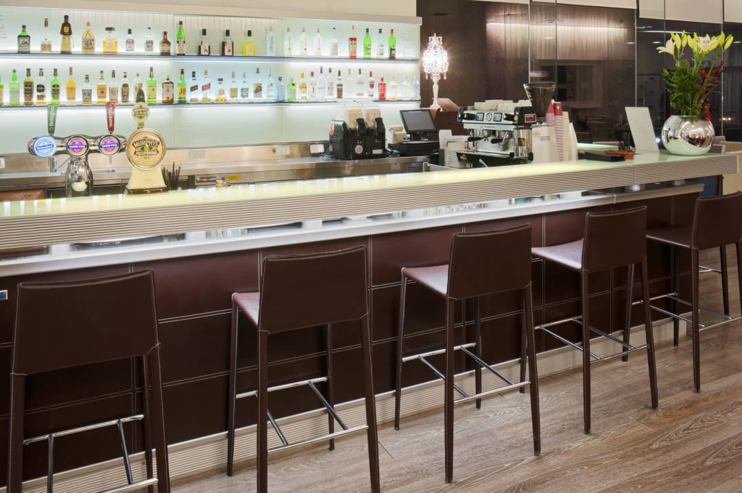 Lobby Bar Hotel Crowne Plaza Tel Aviv Beach