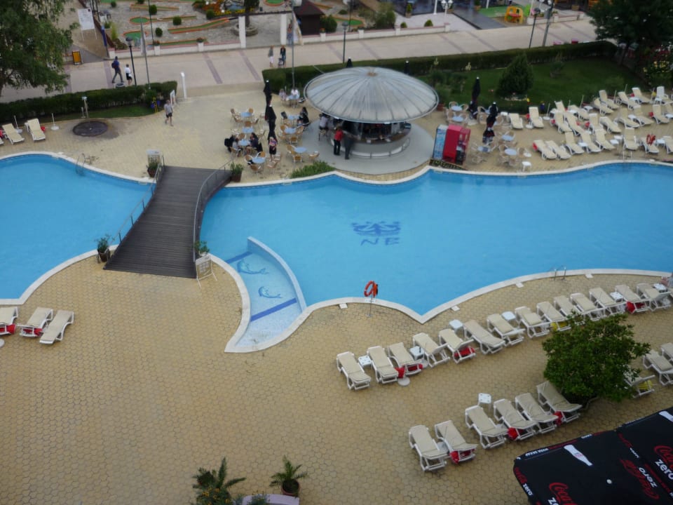 Pool Sentido Neptun Beach