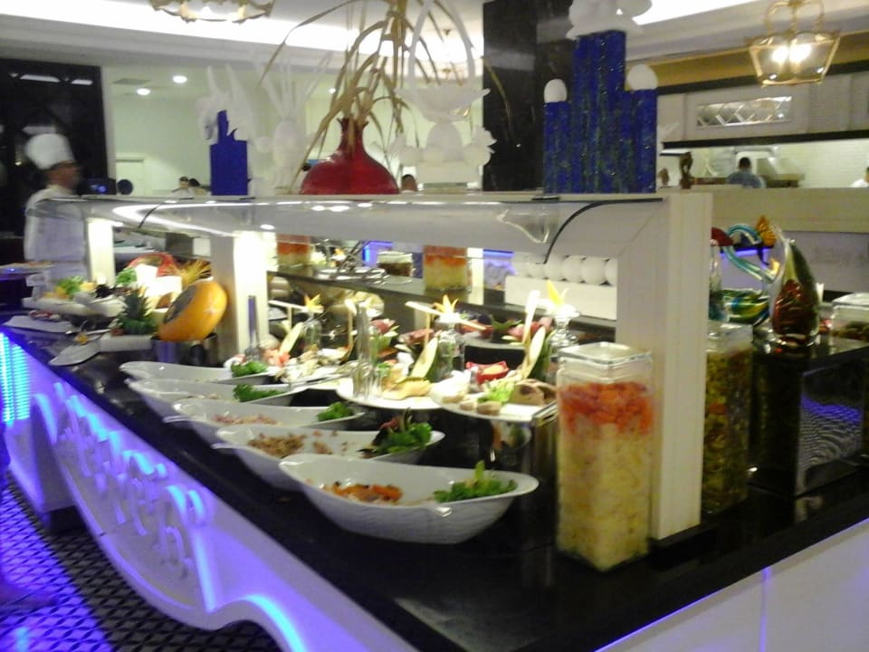 Buffet Mary Hotel Side