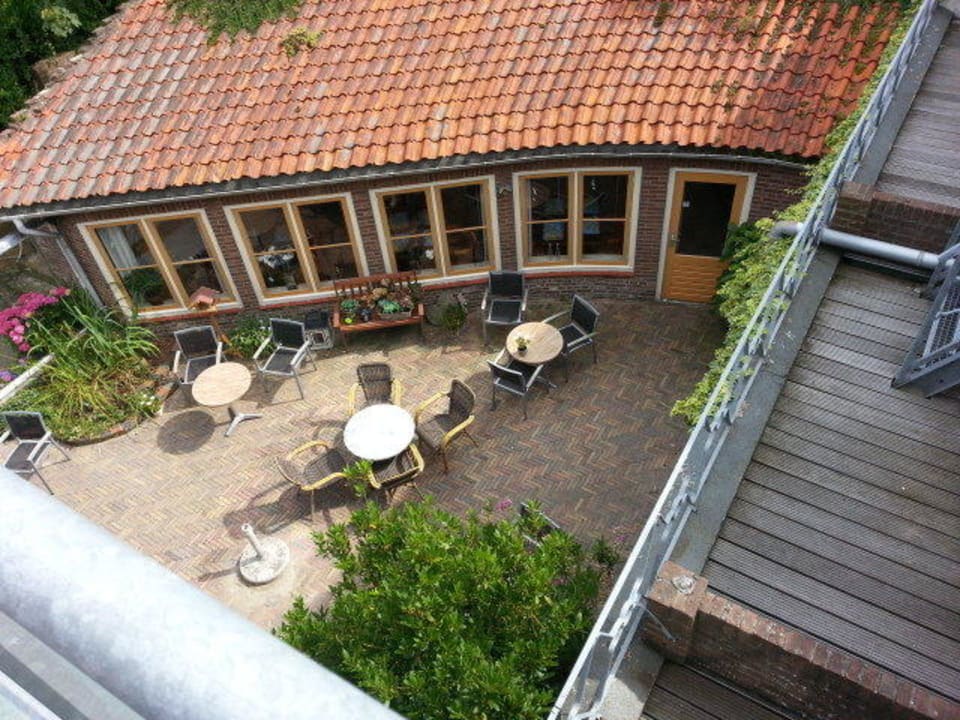 Terrasse mit Hofblick Duinhotel Zomerlust