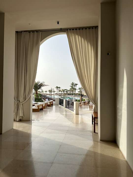 Lobby Serry Beach Resort