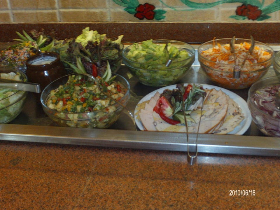 Salate-Traum Pickalbatros Alf Leila Wa Leila Resort - Neverland Hurghada