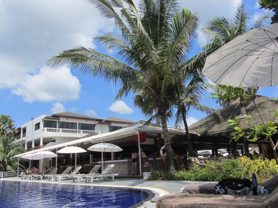 Pool in Strandnähe Sunprime Kamala Beach