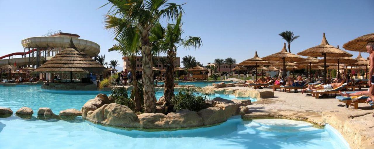 Gartenpool Beach Albatros Resort