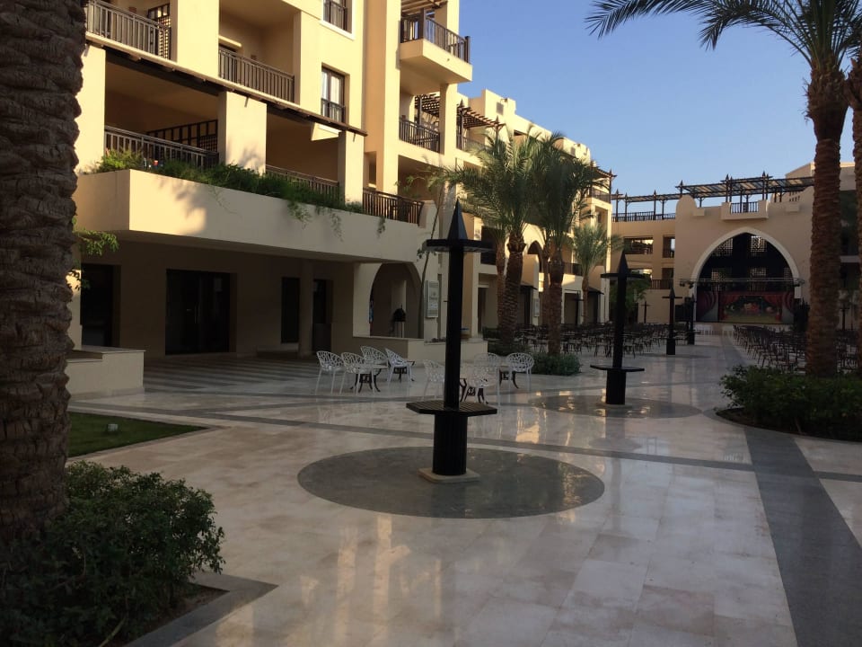 Aussenansicht Steigenberger Aqua Magic