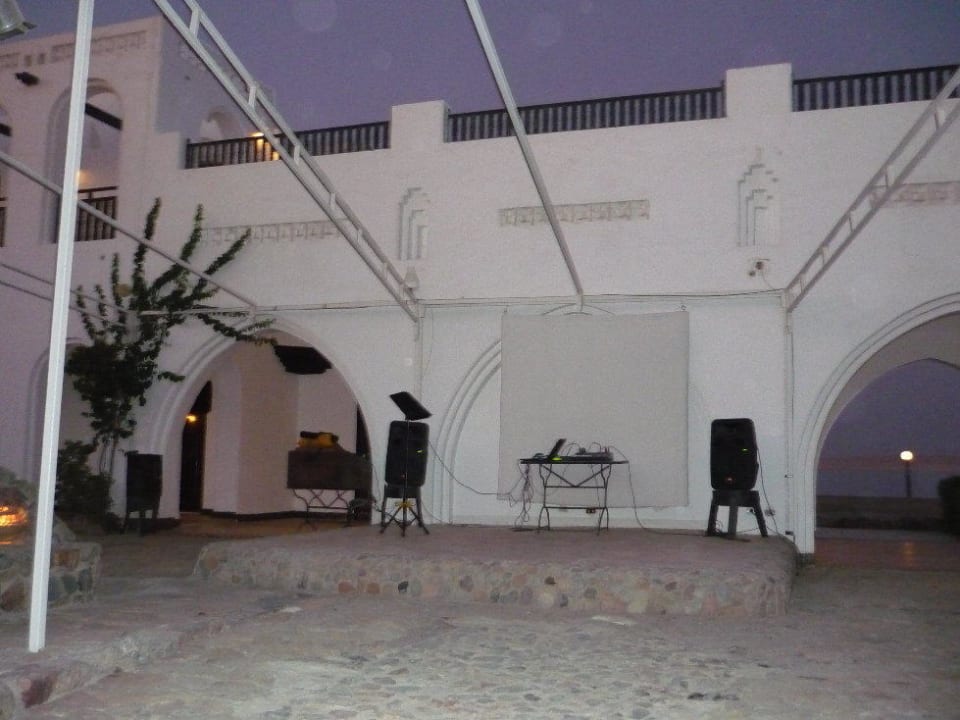 Fire Conner Bühne Arabella Azur Resort