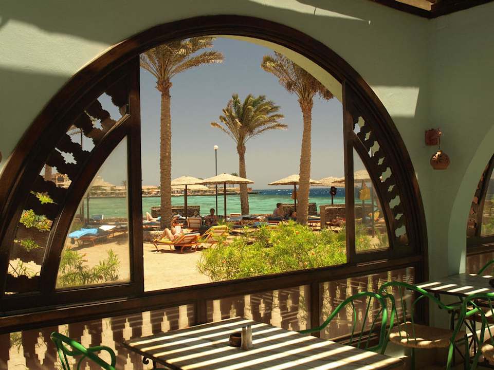 Bar na plaży Arabia Azur Resort