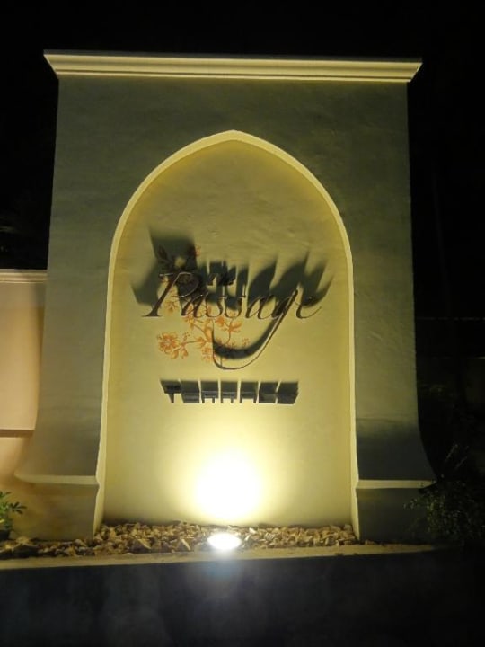 Hoteleingang Tui Blue The Passage Samui Pool Villas & Beach Resort