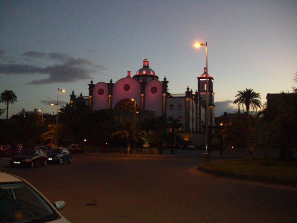 Bei Nacht mit Beleuchtung Lopesan Villa del Conde Resort & Thalasso