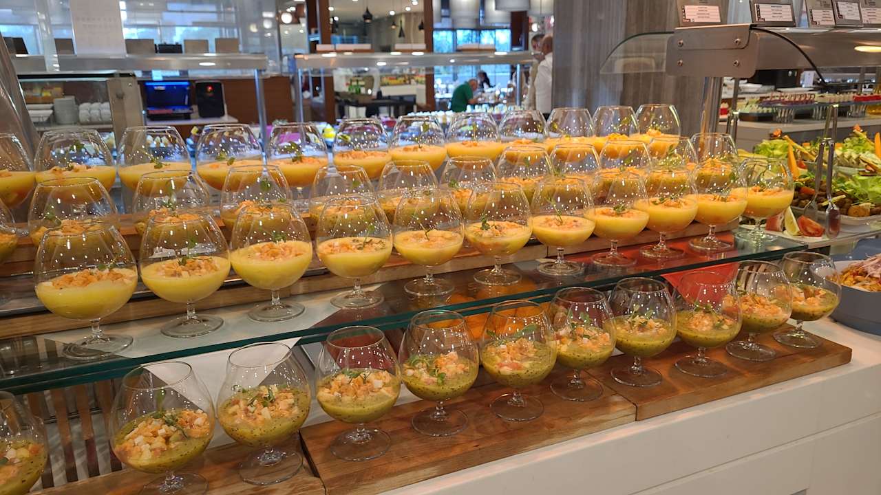 Gastro The Sense Deluxe Hotel