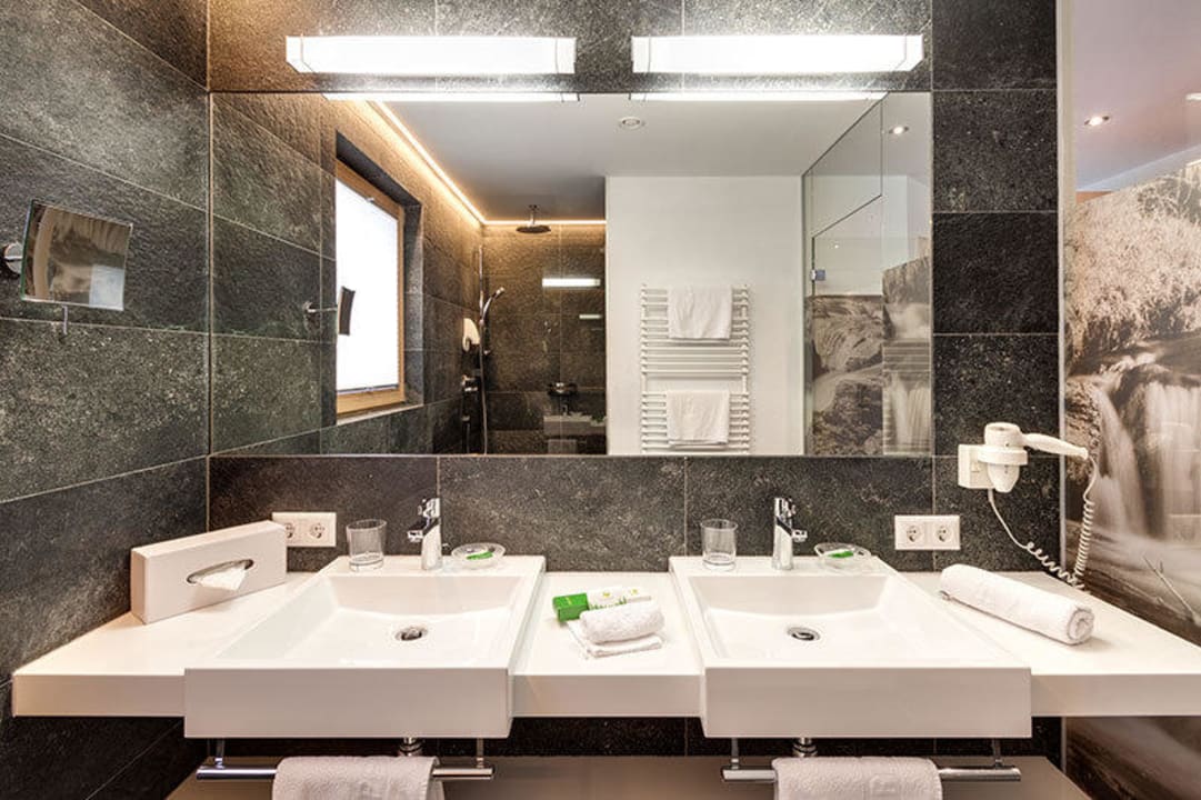 Badezimmer Komfortzimmer De Luxe Hotel Panorama