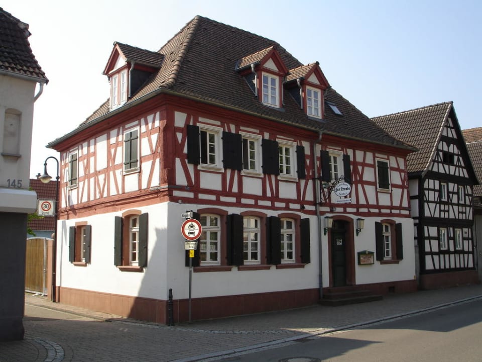 Vorderseite Gästehaus Seither Zur Traube