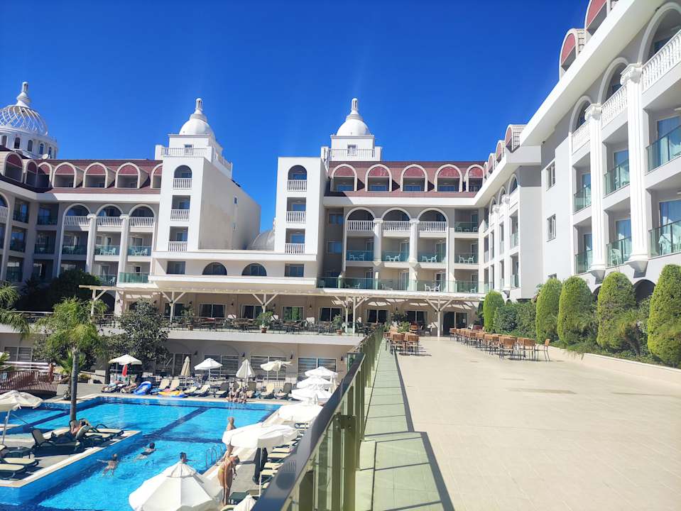 Außenansicht Side Crown Serenity