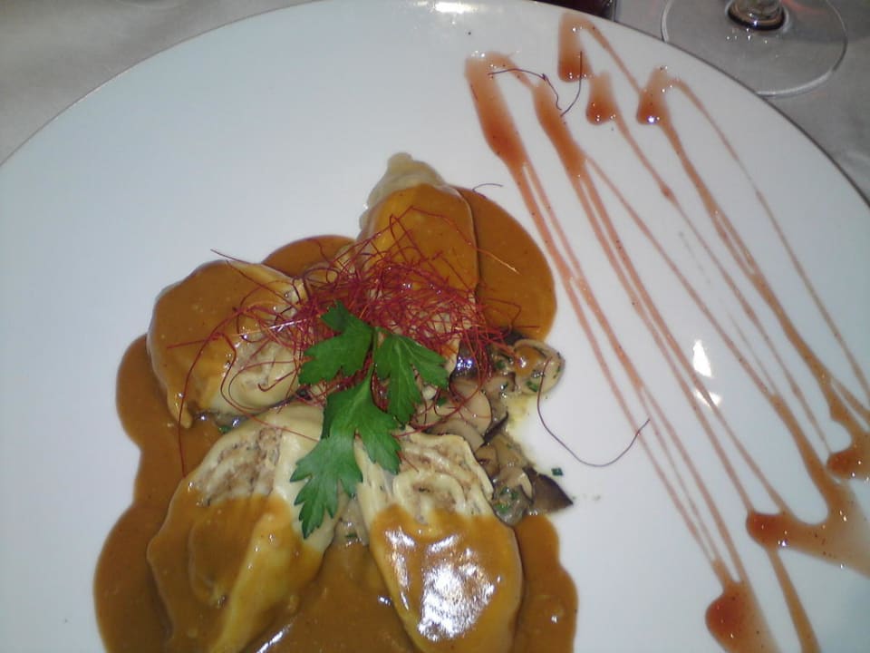 Maultaschen mit super leckeren Pilzen SEEhotel Friedrichshafen