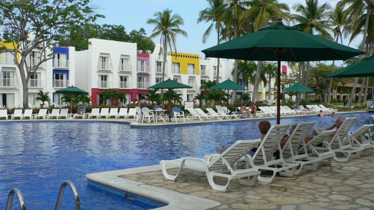 Poolanlage Royal Decameron Salinitas