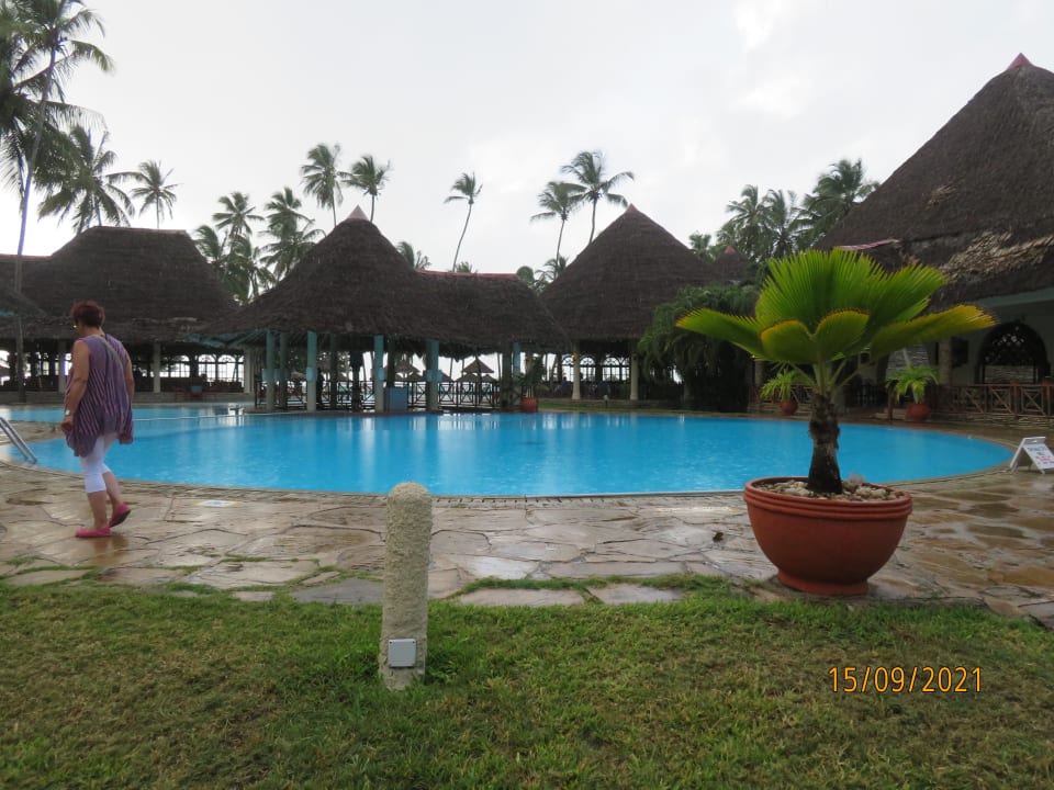 Pool Neptune Paradise Beach Resort & Spa