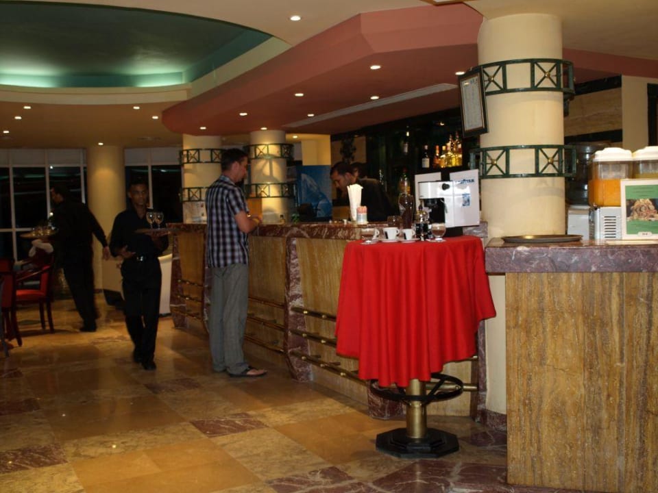 Bar przy recepcji Sultan Gardens Resort