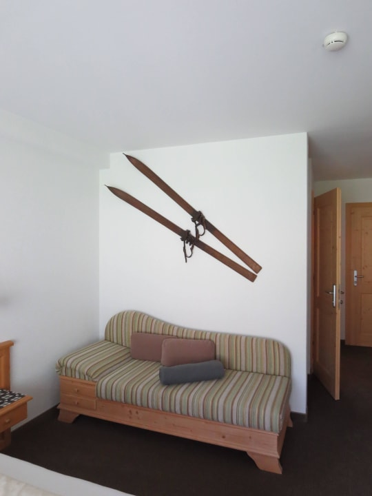 Couch, zusätzlich zum 3. Bett Alpenstern Pension & Suites