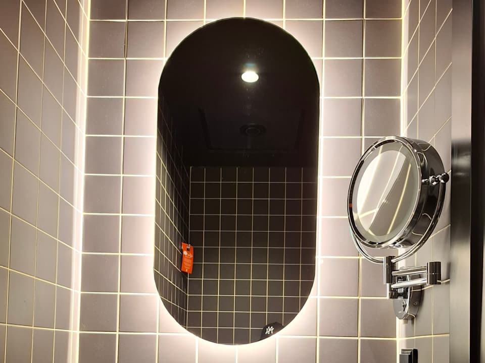 Zimmer ibis Lviv Center